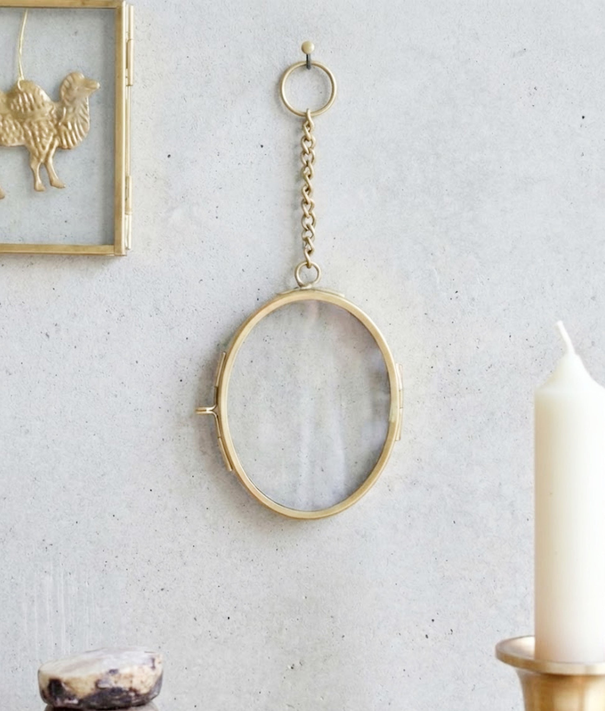 Oval Photo Frame