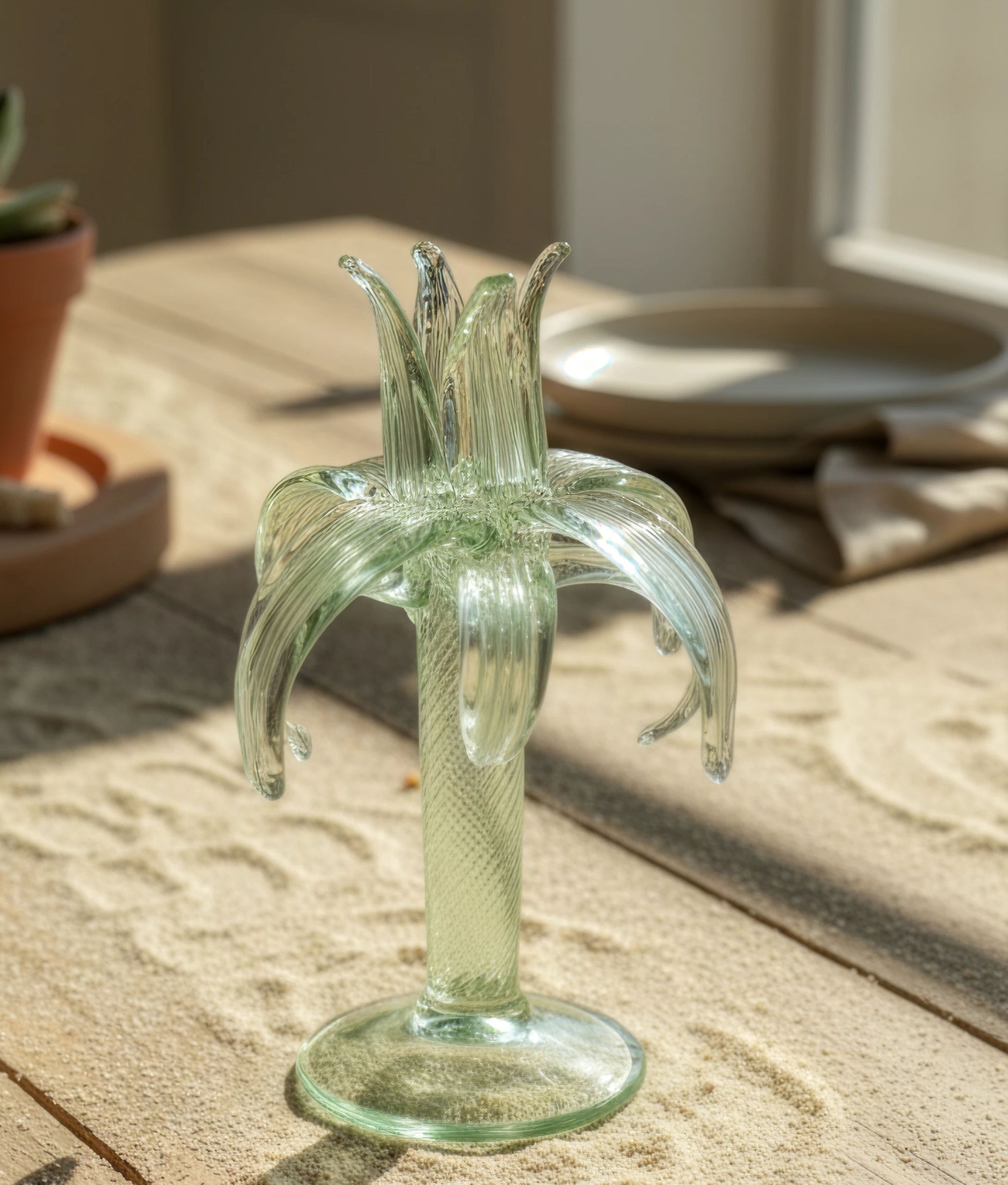 Small Palm Candle Stand