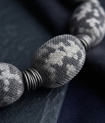 PEBBLES Grey Mix Necklace S