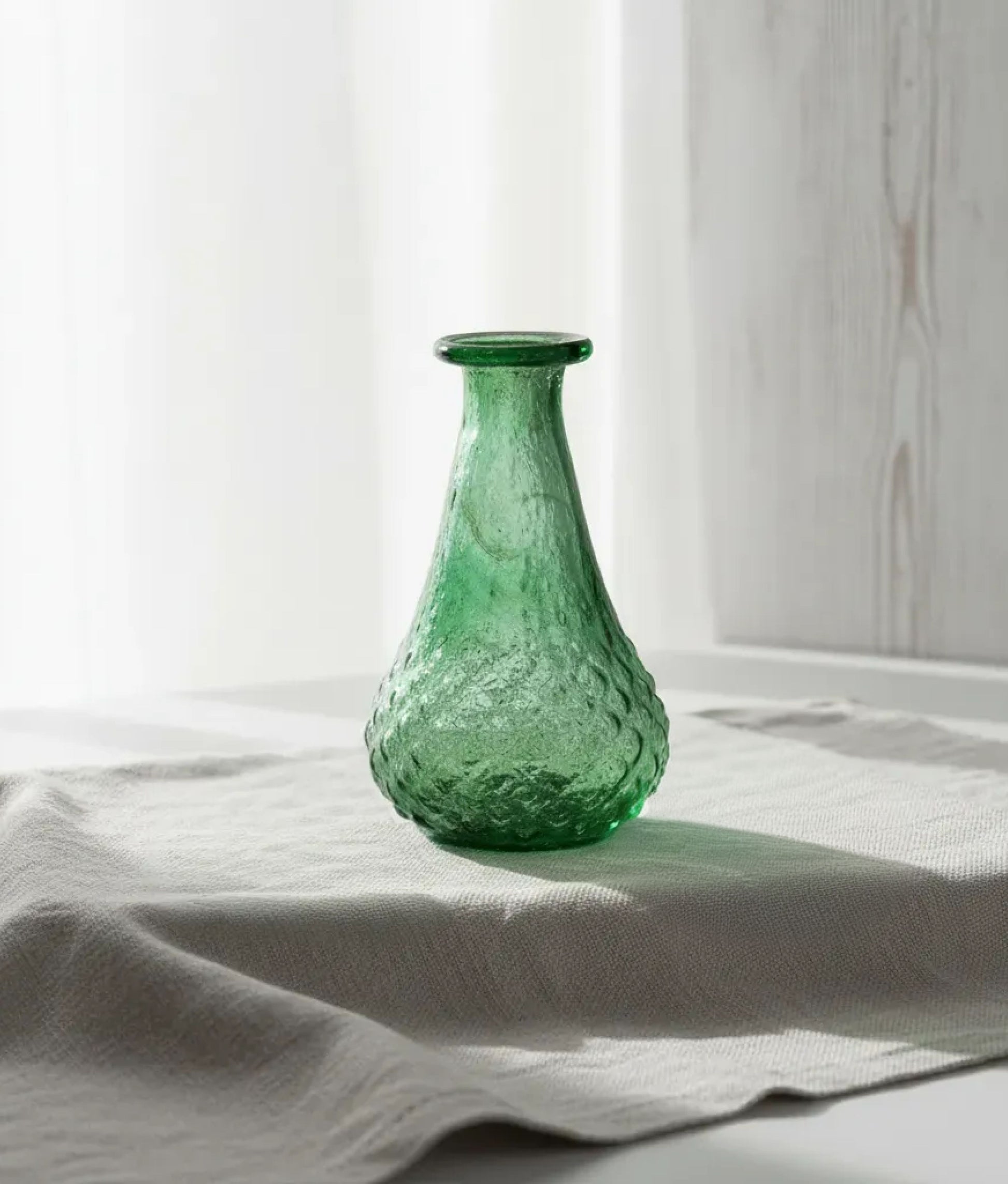 Petit Green Vase