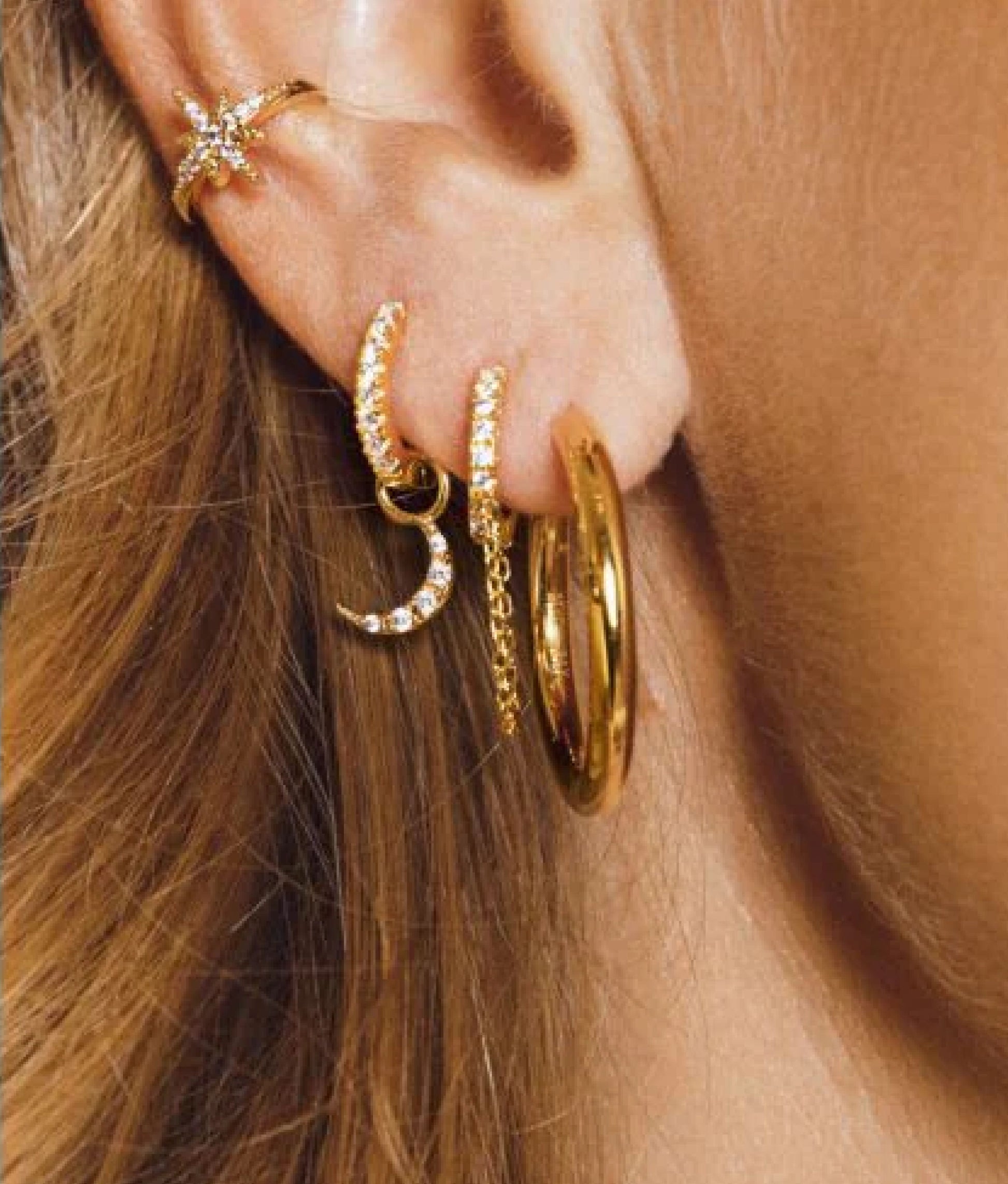 Piccadilly Circus Ear Cuff