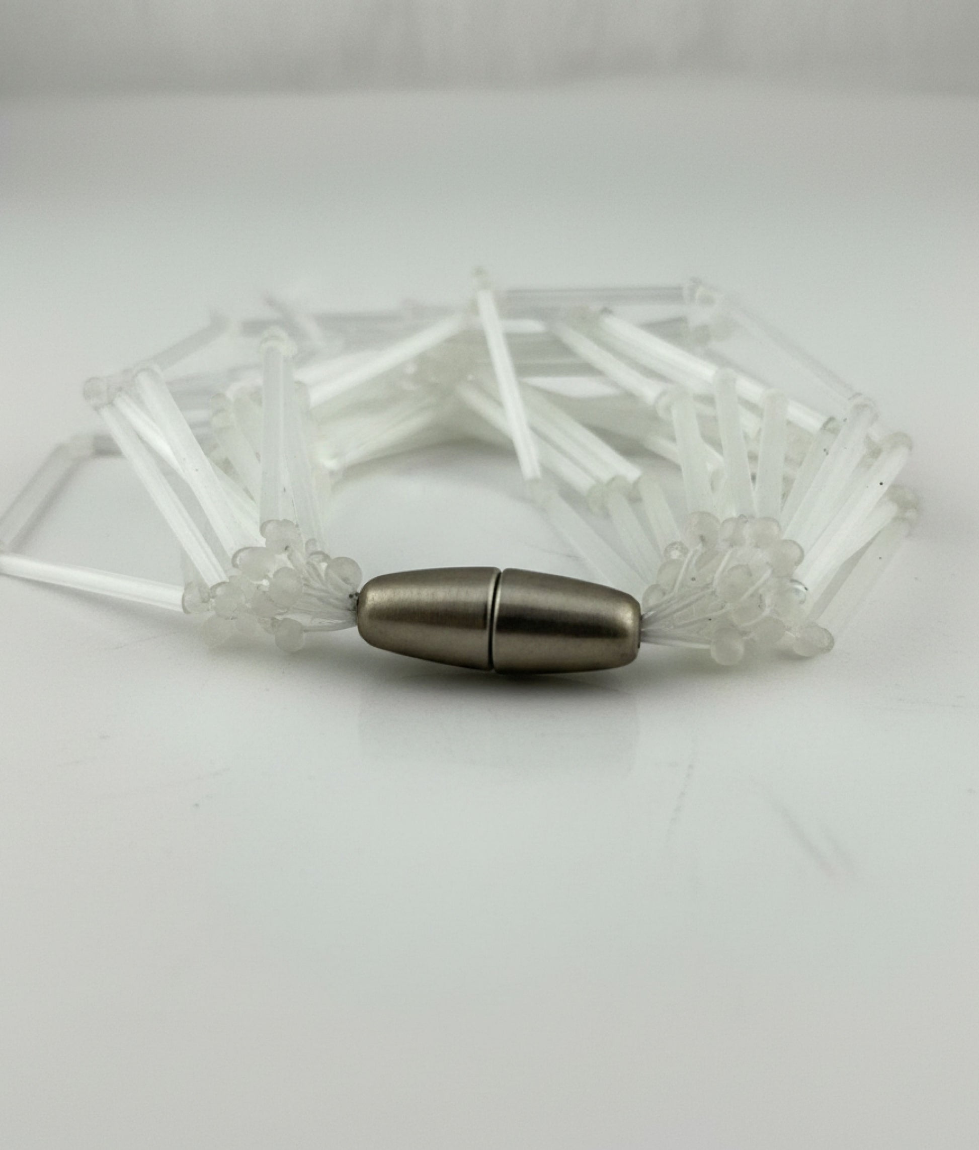 PON PON GLASS Milk Bracelet