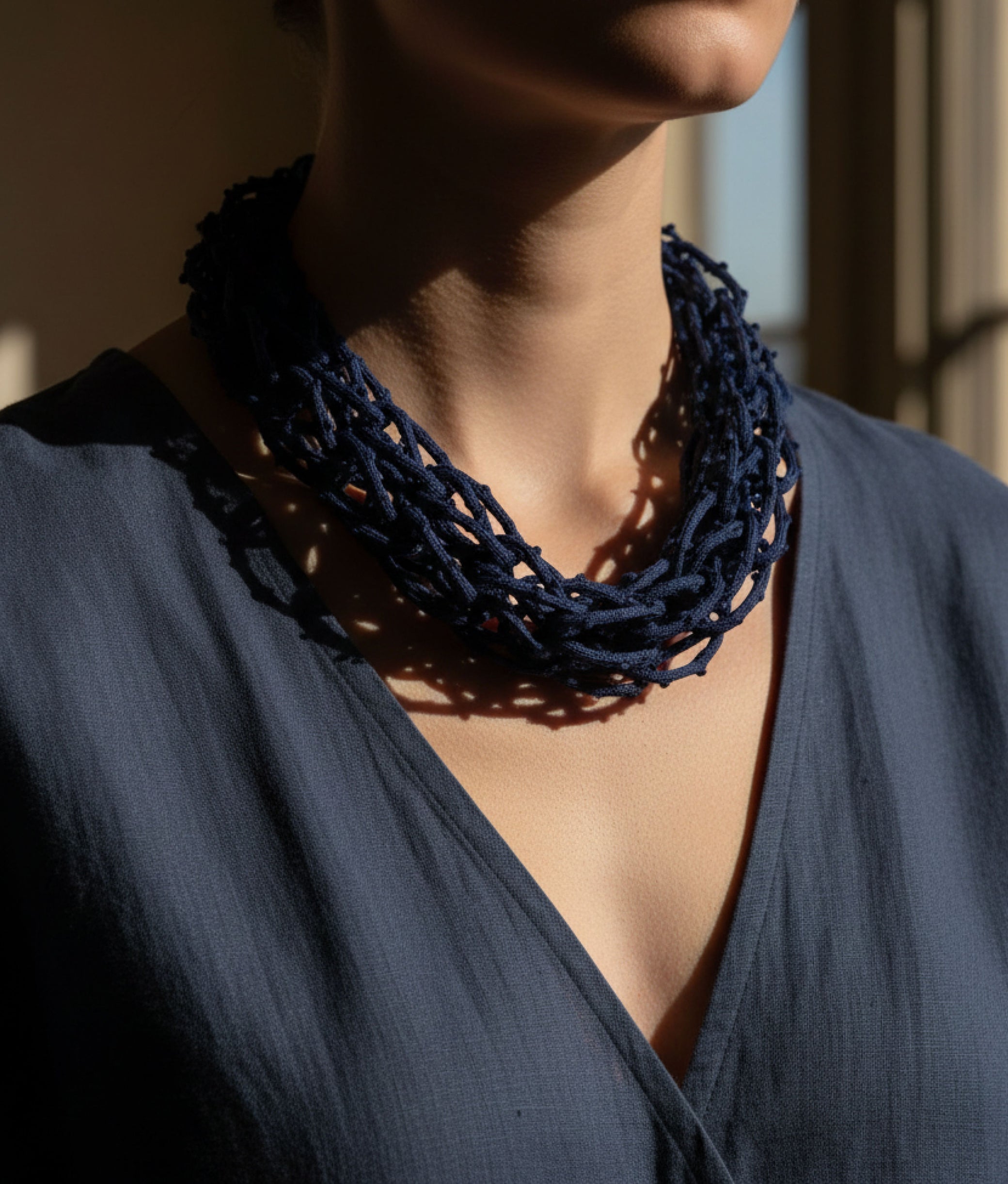 PUNTINATA Blue Necklace