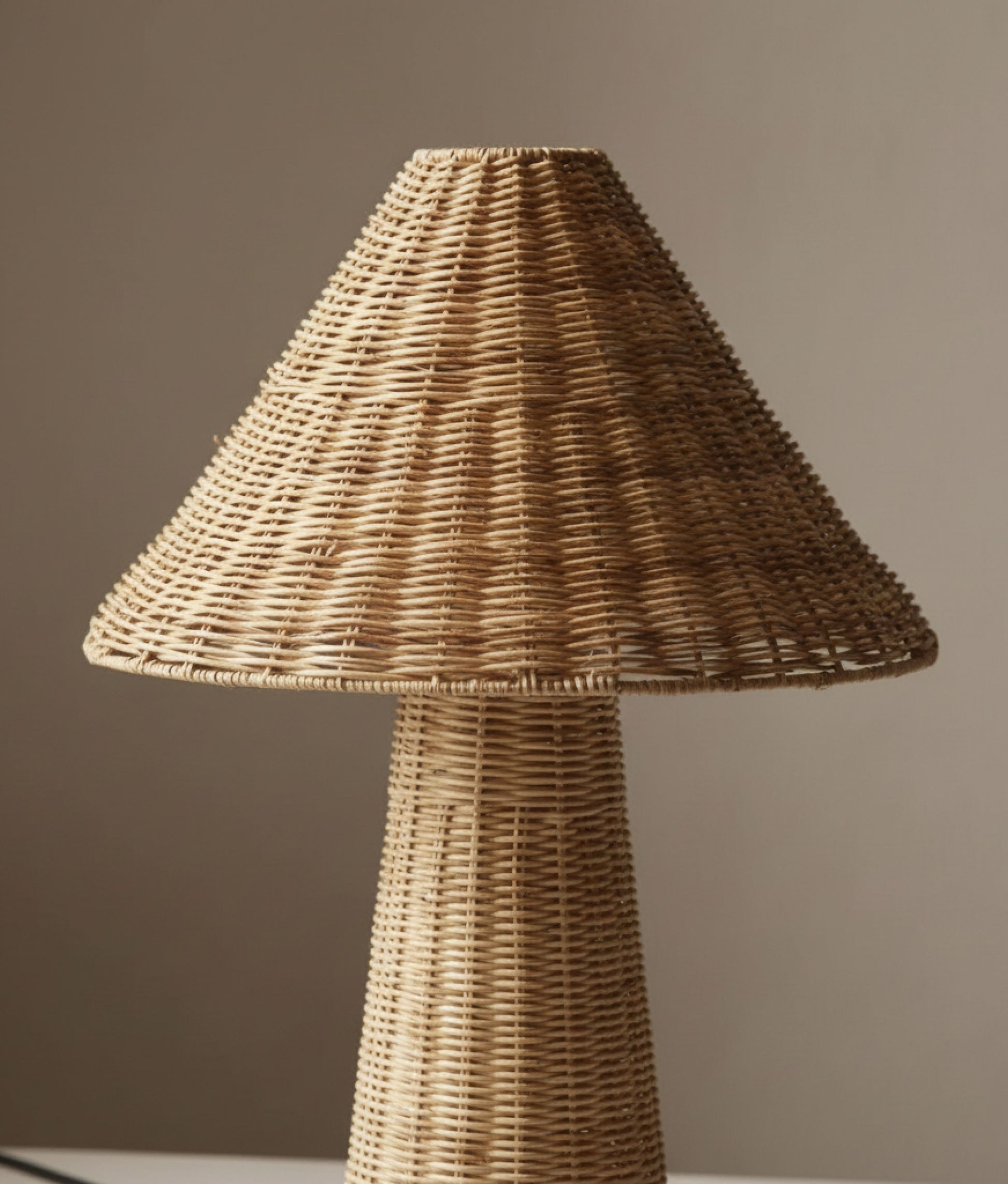 Natural Rattan Table Lamp Mushroom