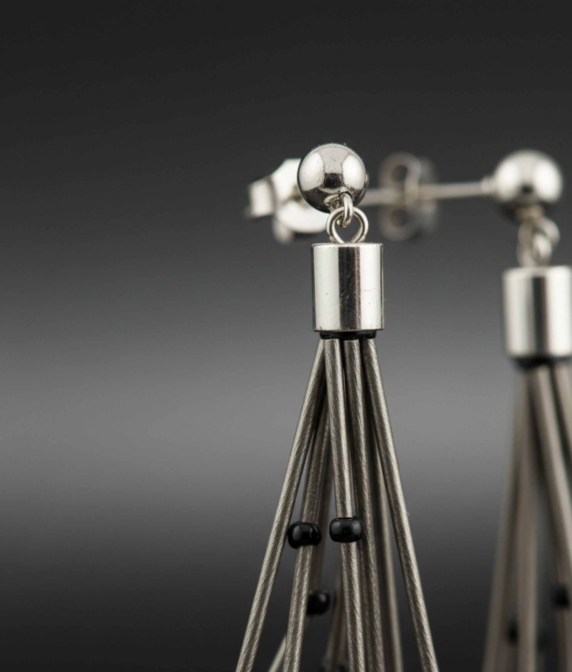 RUGIADA Black Earrings