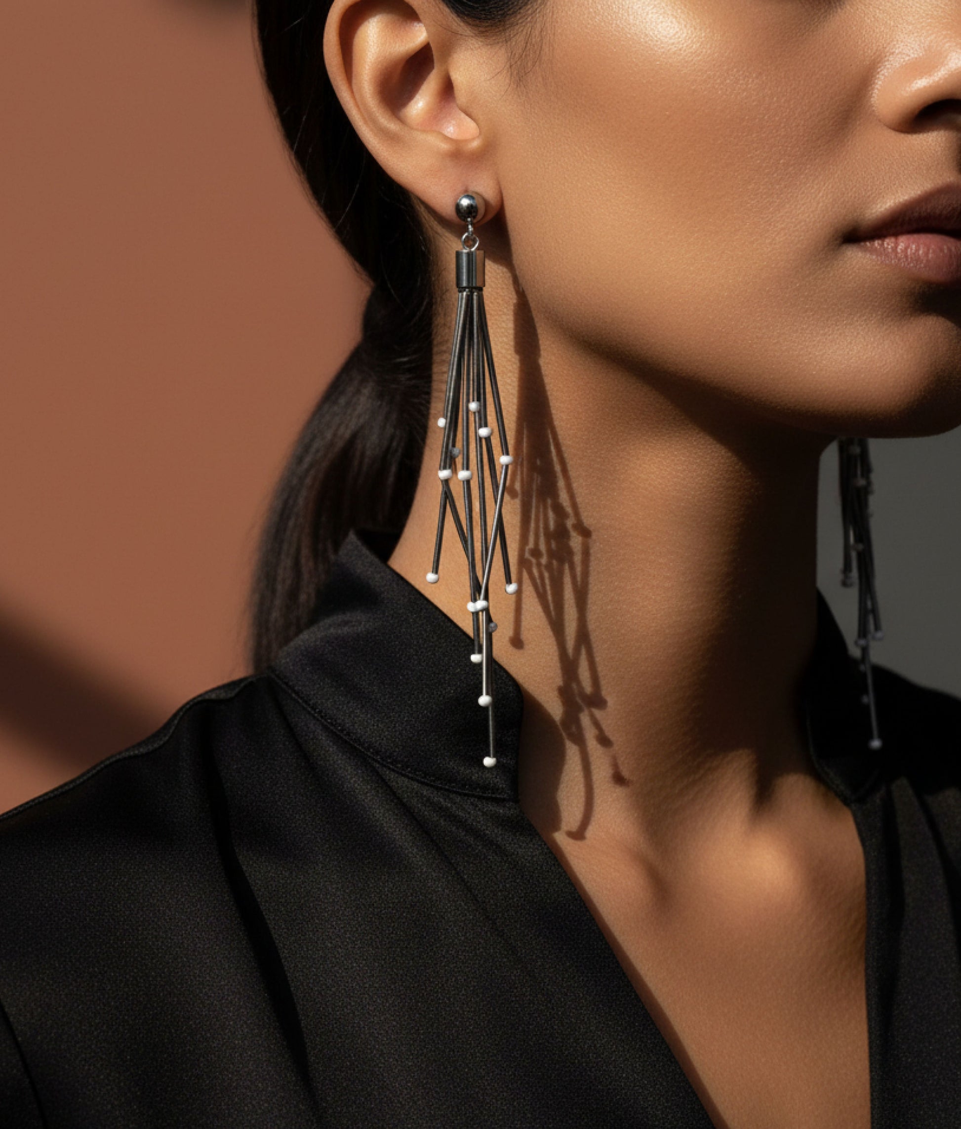 RUGIADA White Earrings