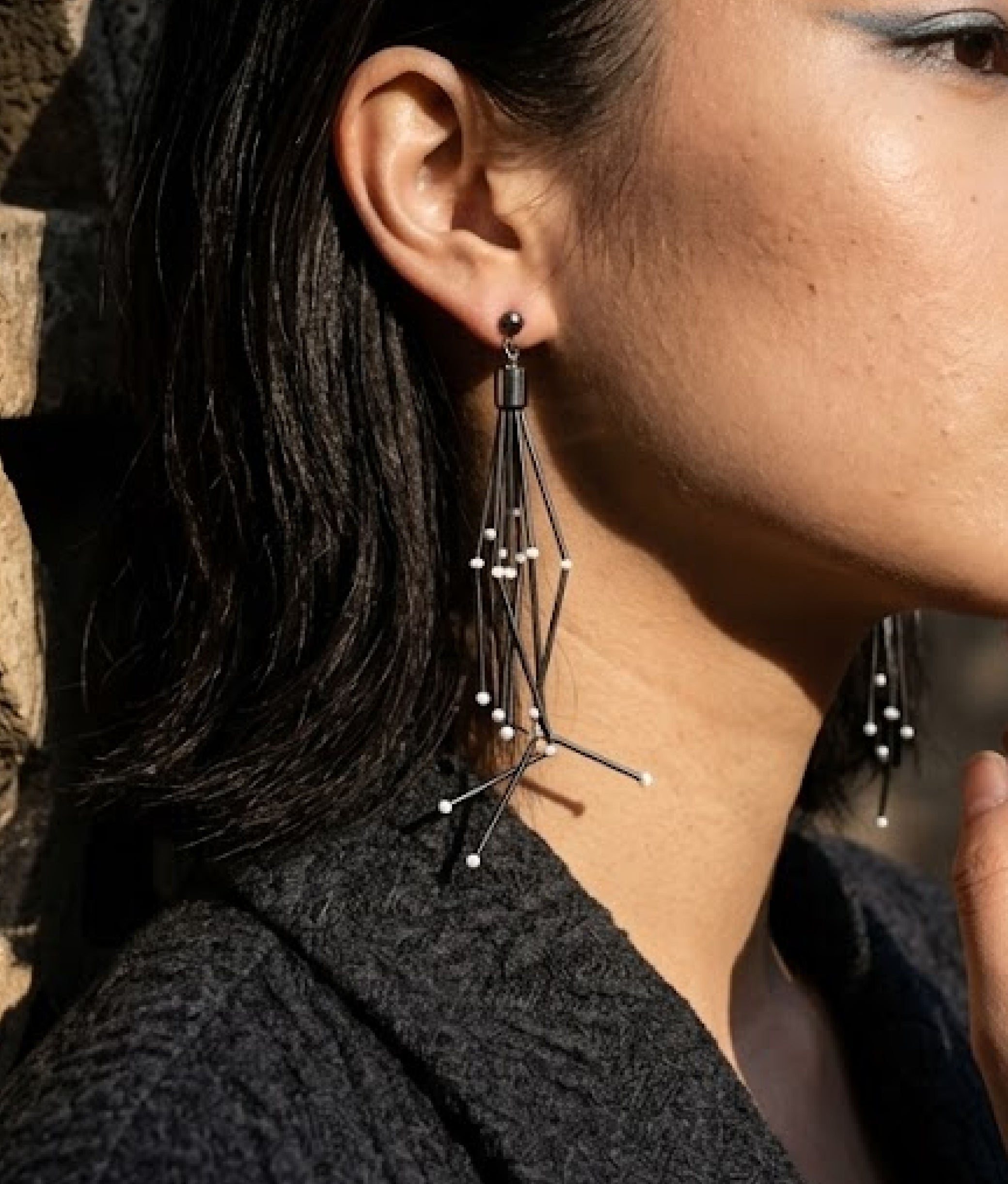 RUGIADA White Earrings