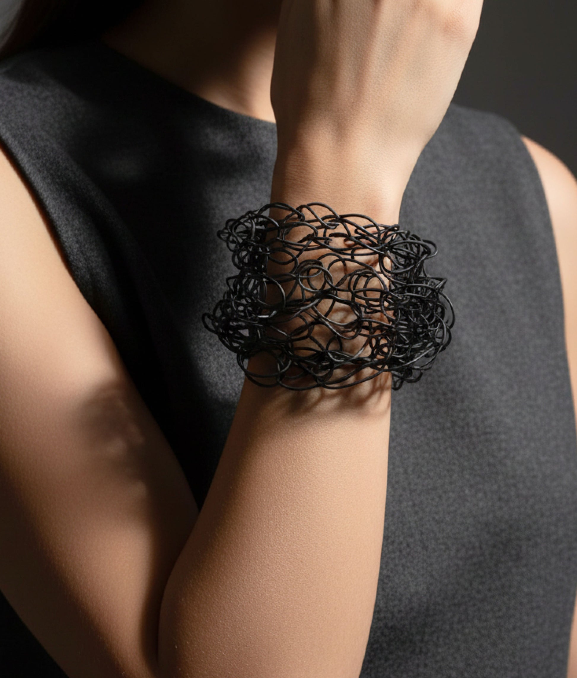SCRIBBLE SLIM Titanium Bracelet