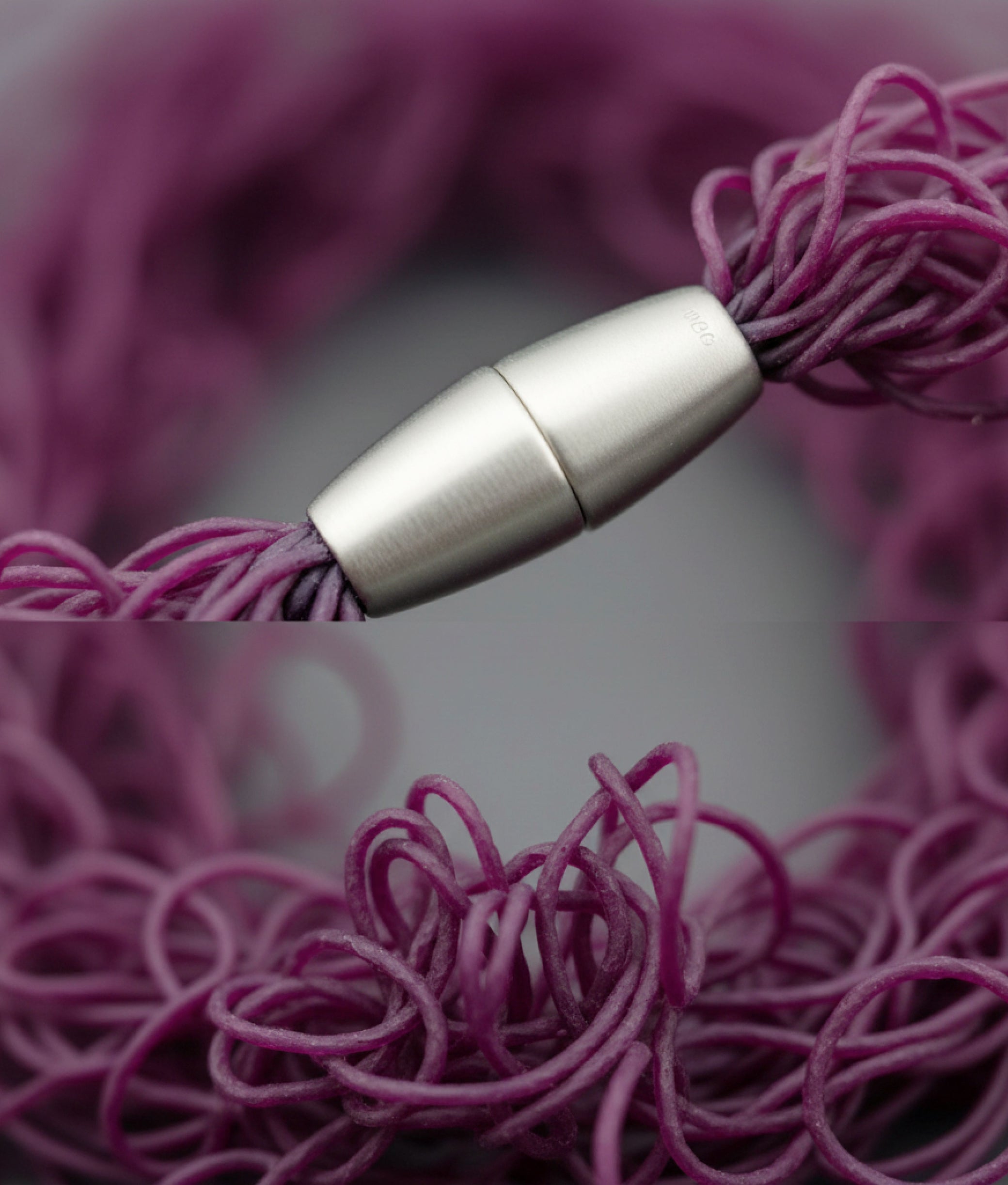 SCRIBBLE SLIM M Burgundy Necklace