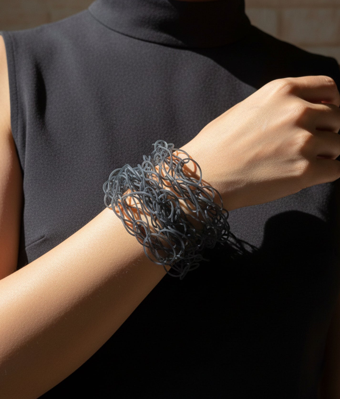 SCRIBBLE SLIM Grey Bracelet