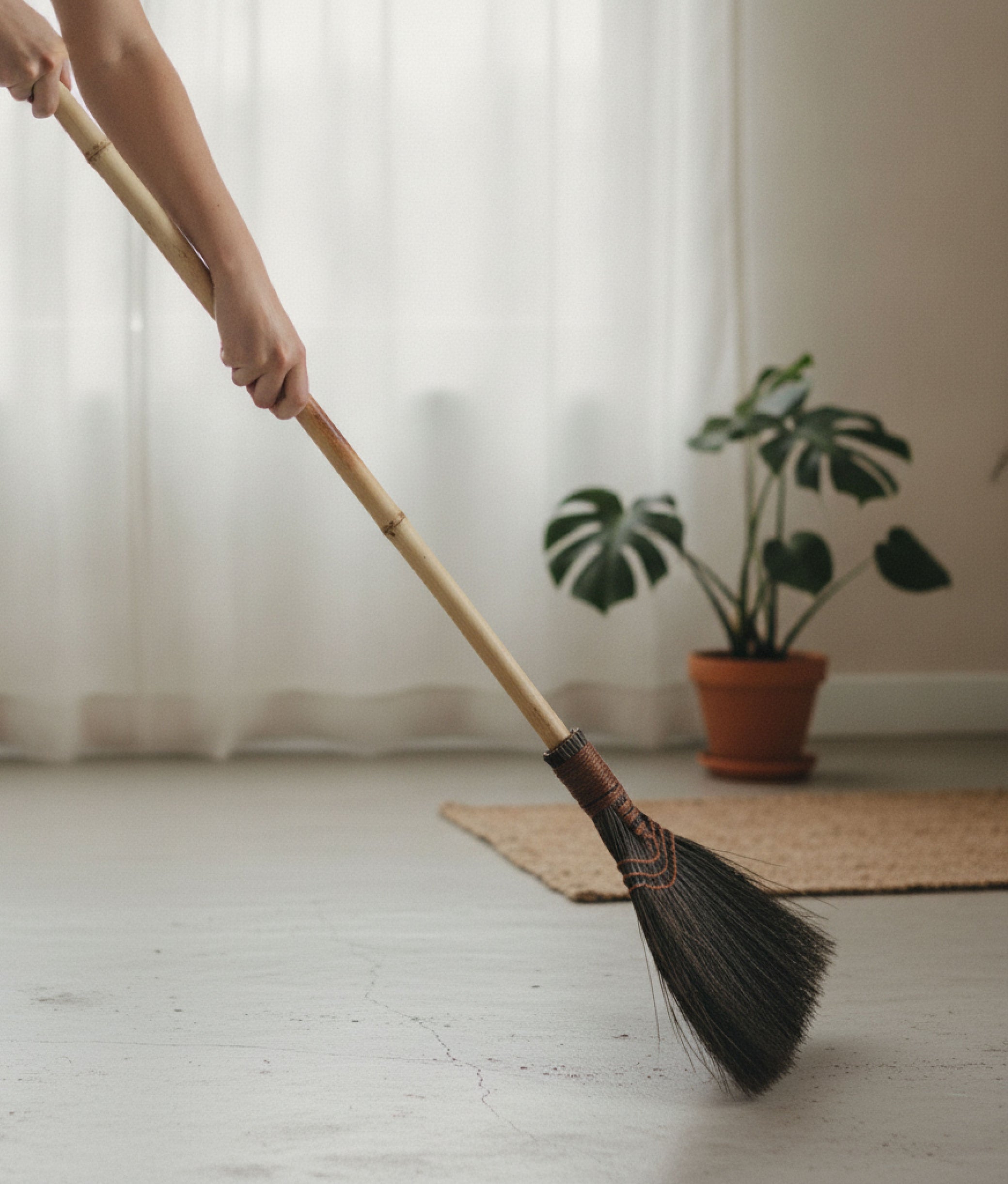 Natural Seagrass Broom