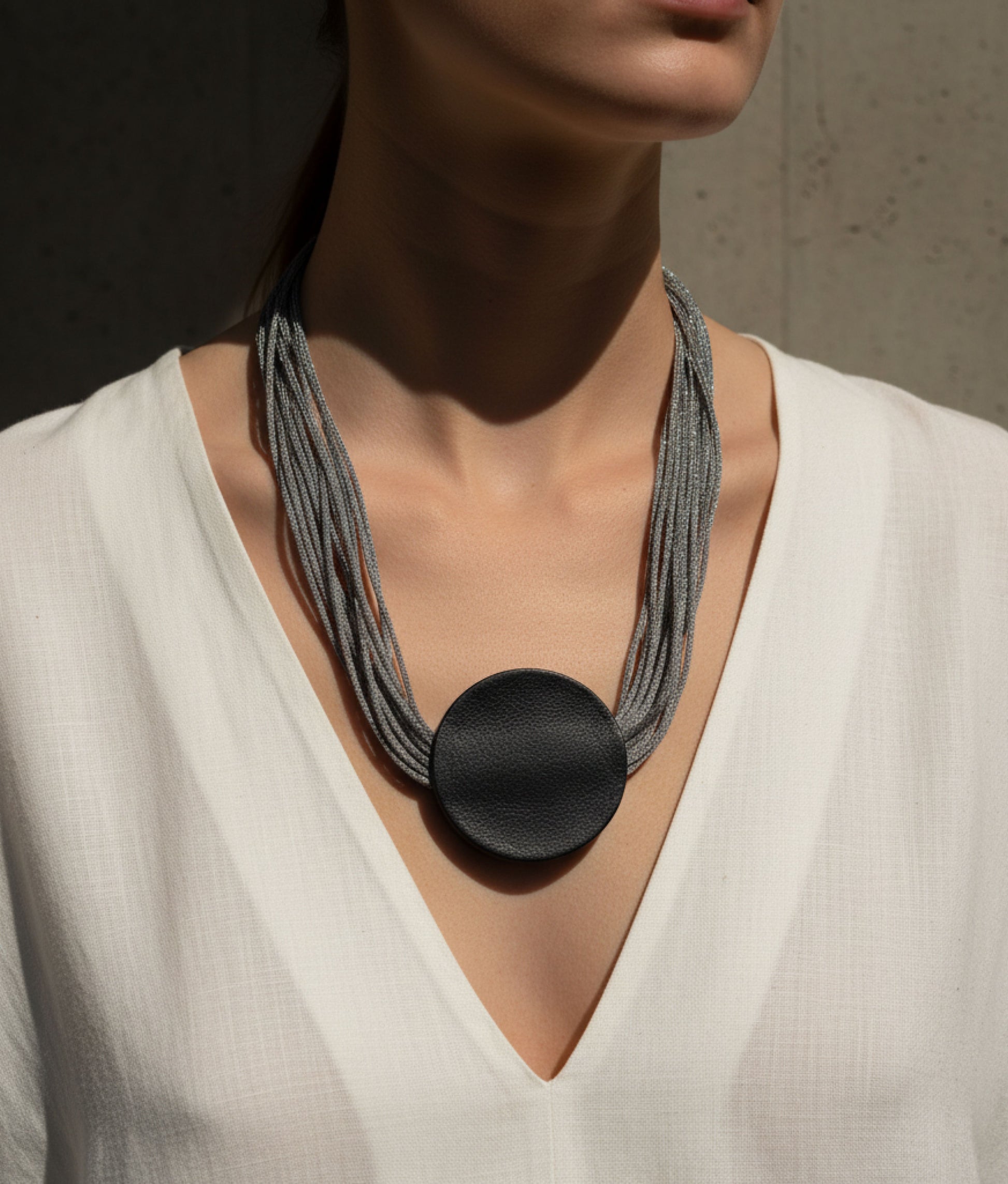 SLIDE STEEL Black Necklace T.S