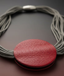 SLIDE STEEL Red Necklace T.S