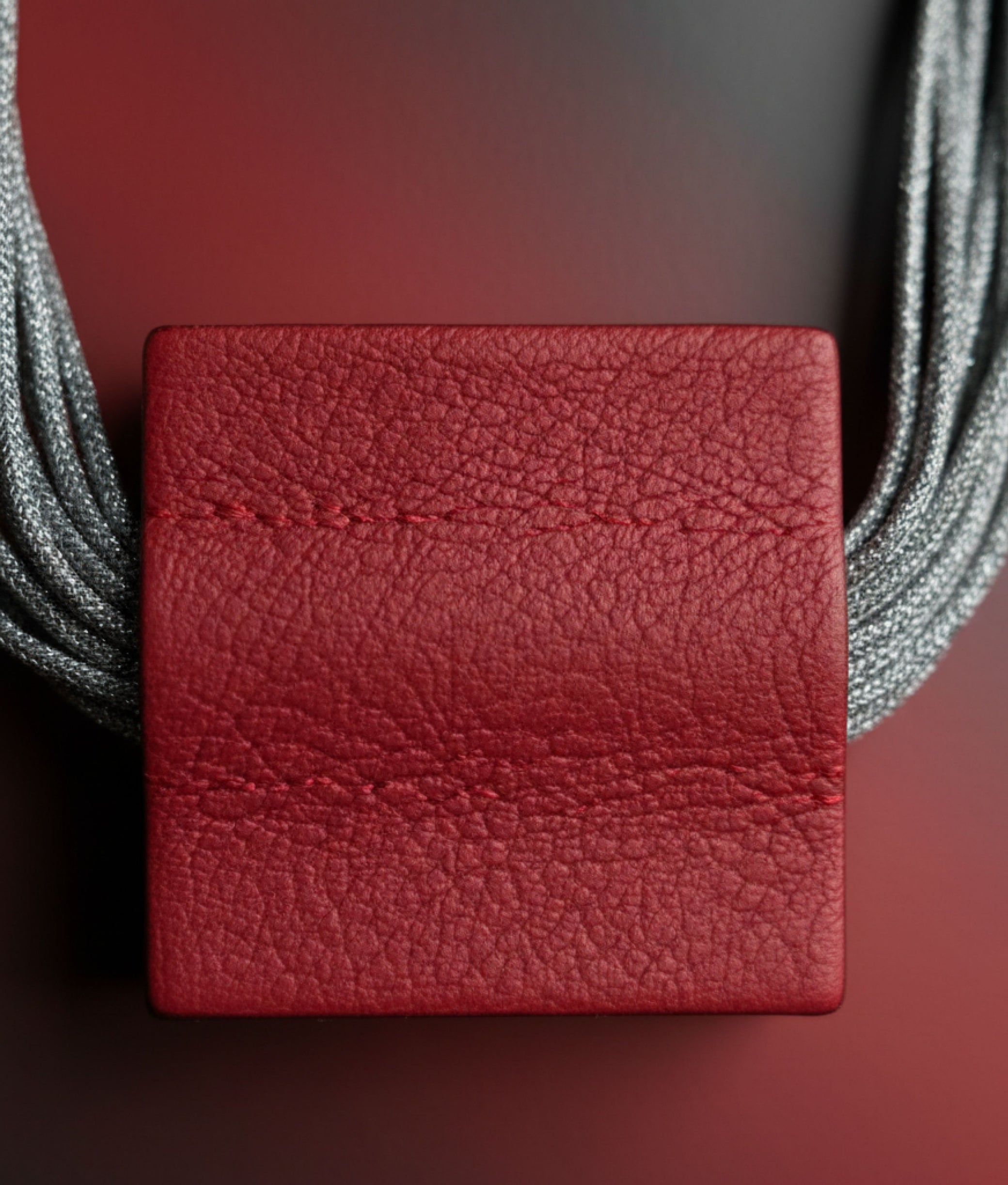 SLIDE STEEL Red Necklace Q.S