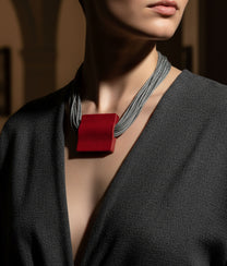 SLIDE STEEL Red Necklace Q.S