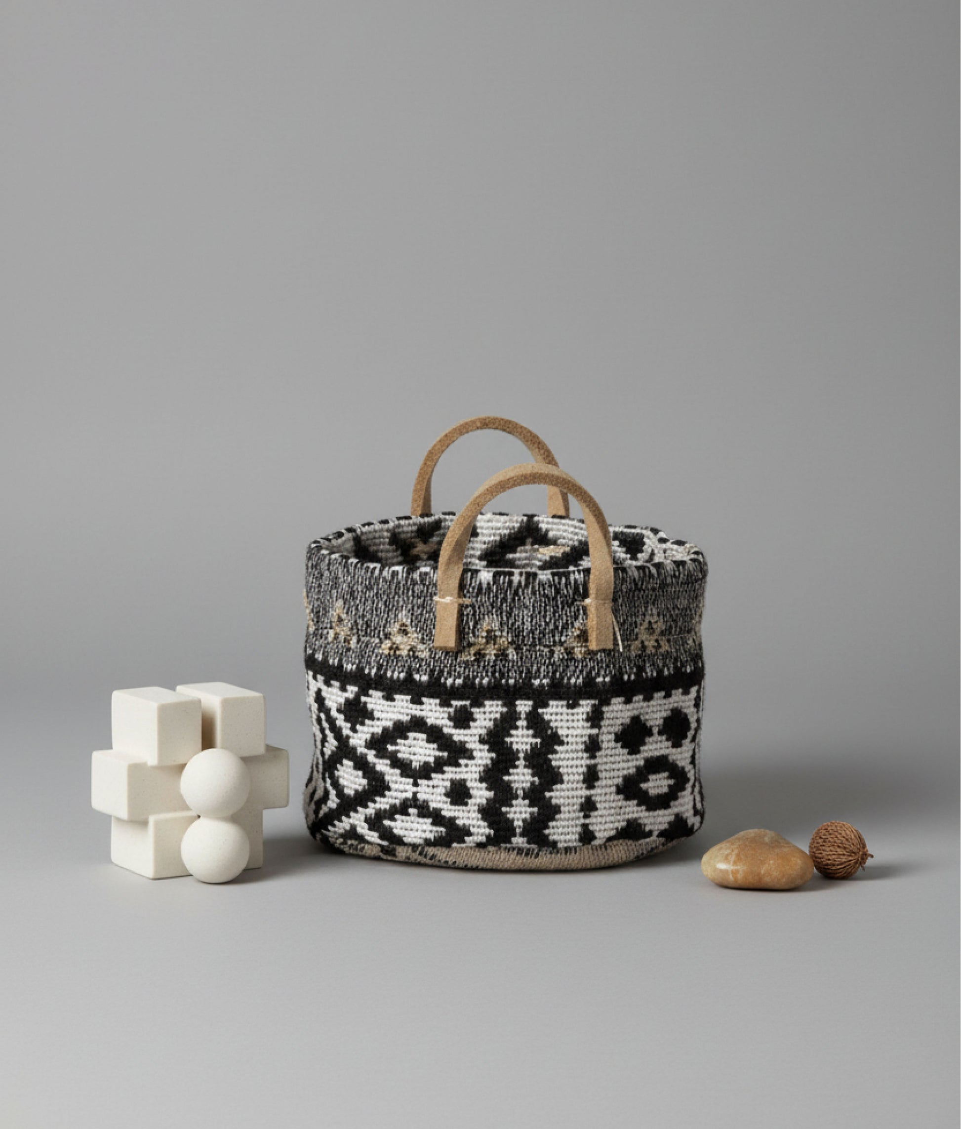 Small Basket (Black/Nude)