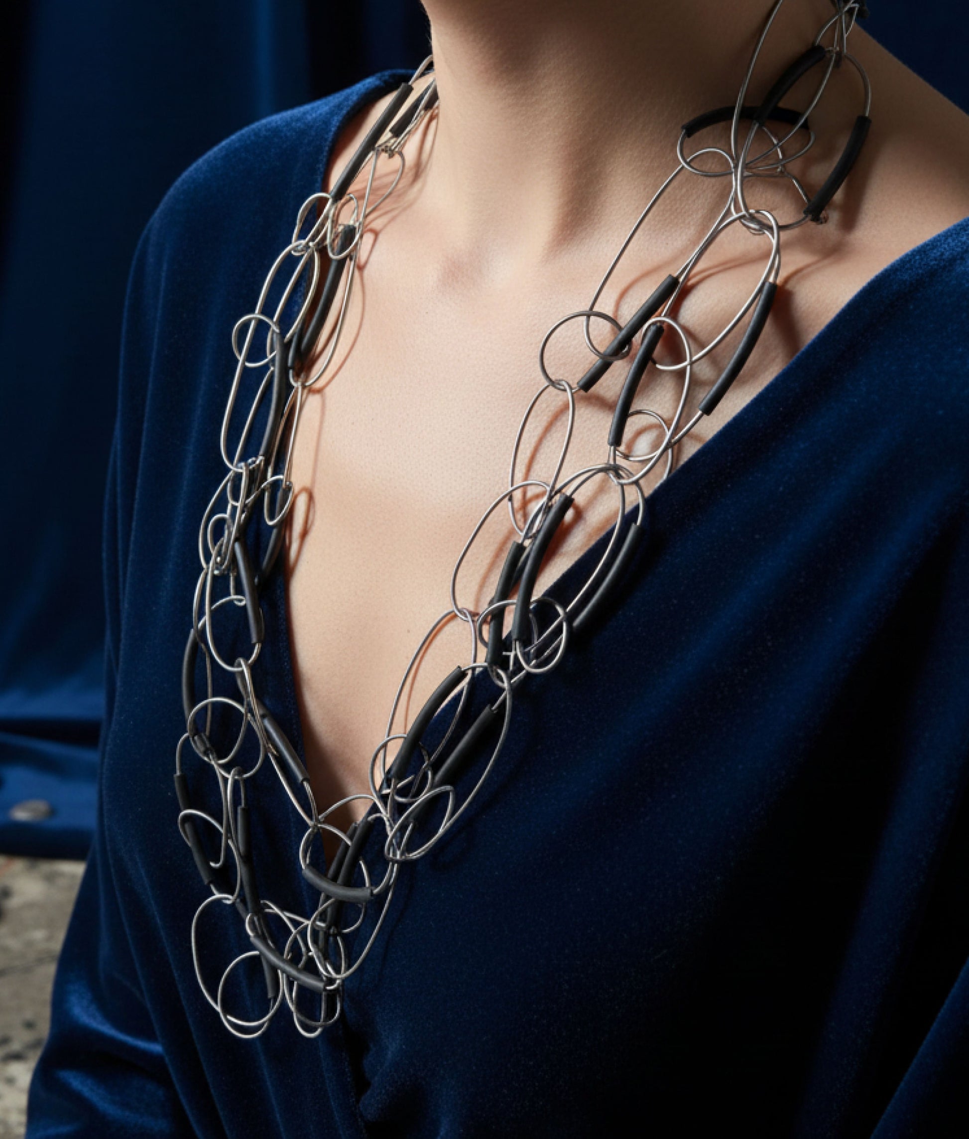SPIRALINA Black Necklace