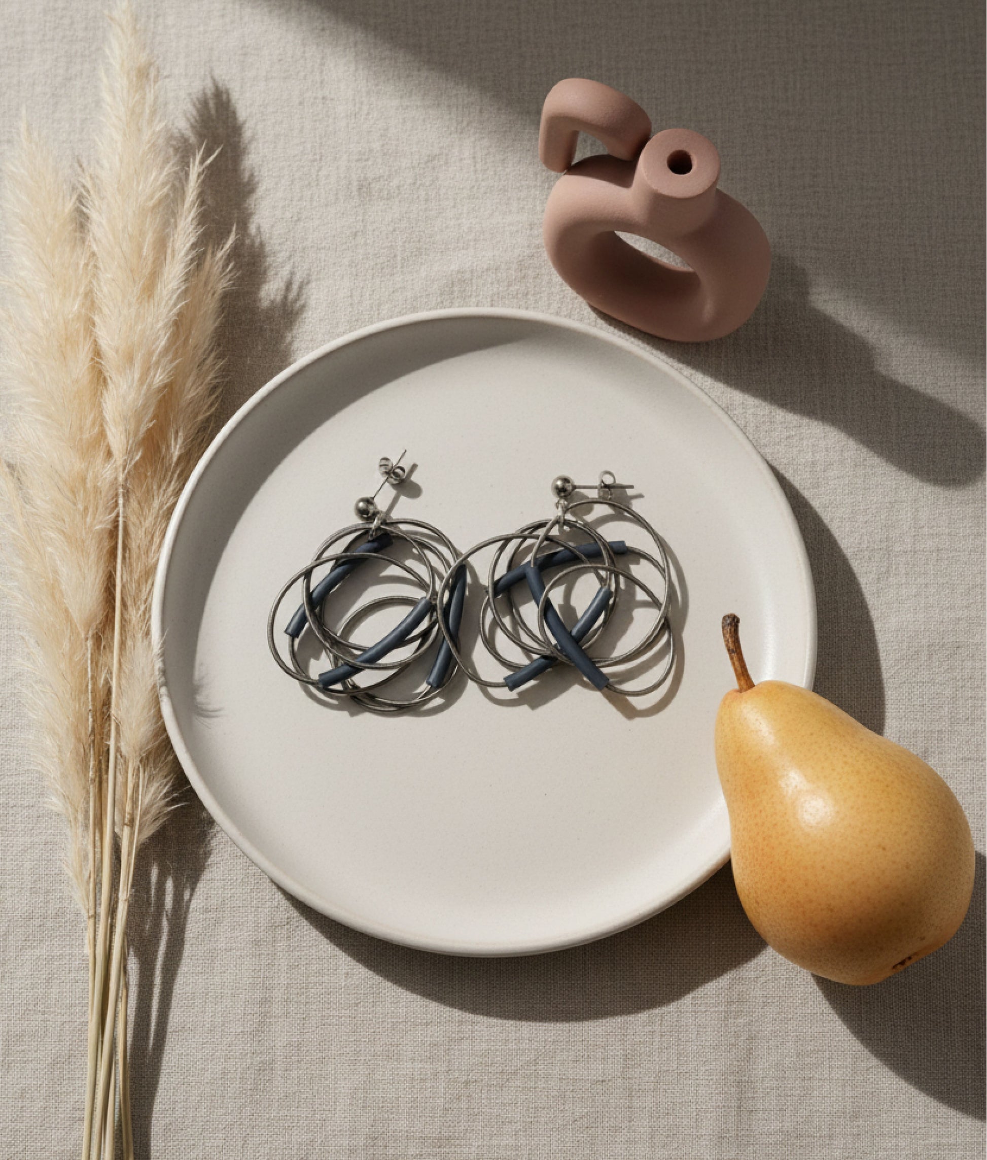 SPIRALINA Grey Earrings