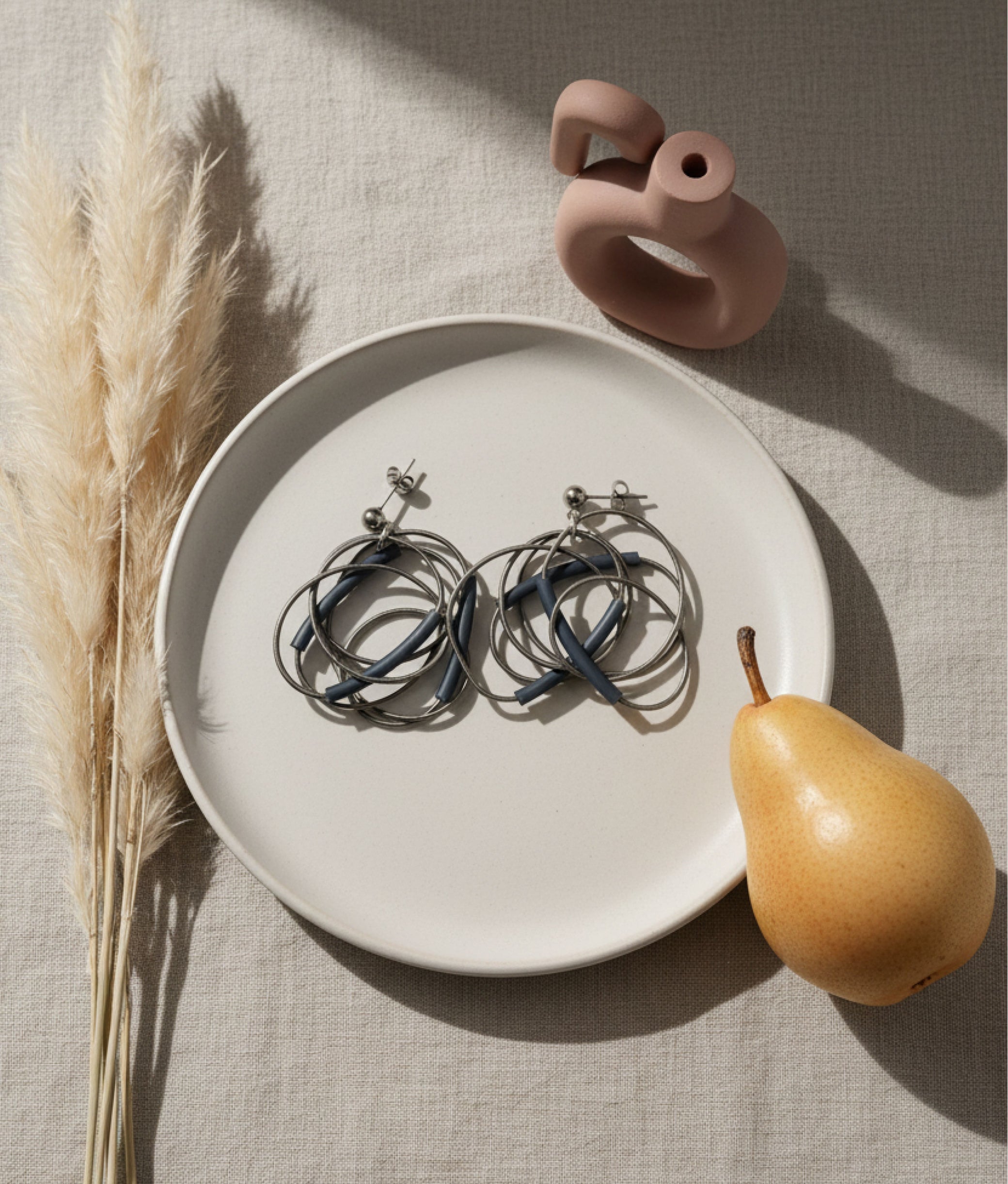SPIRALINA Grey Earrings