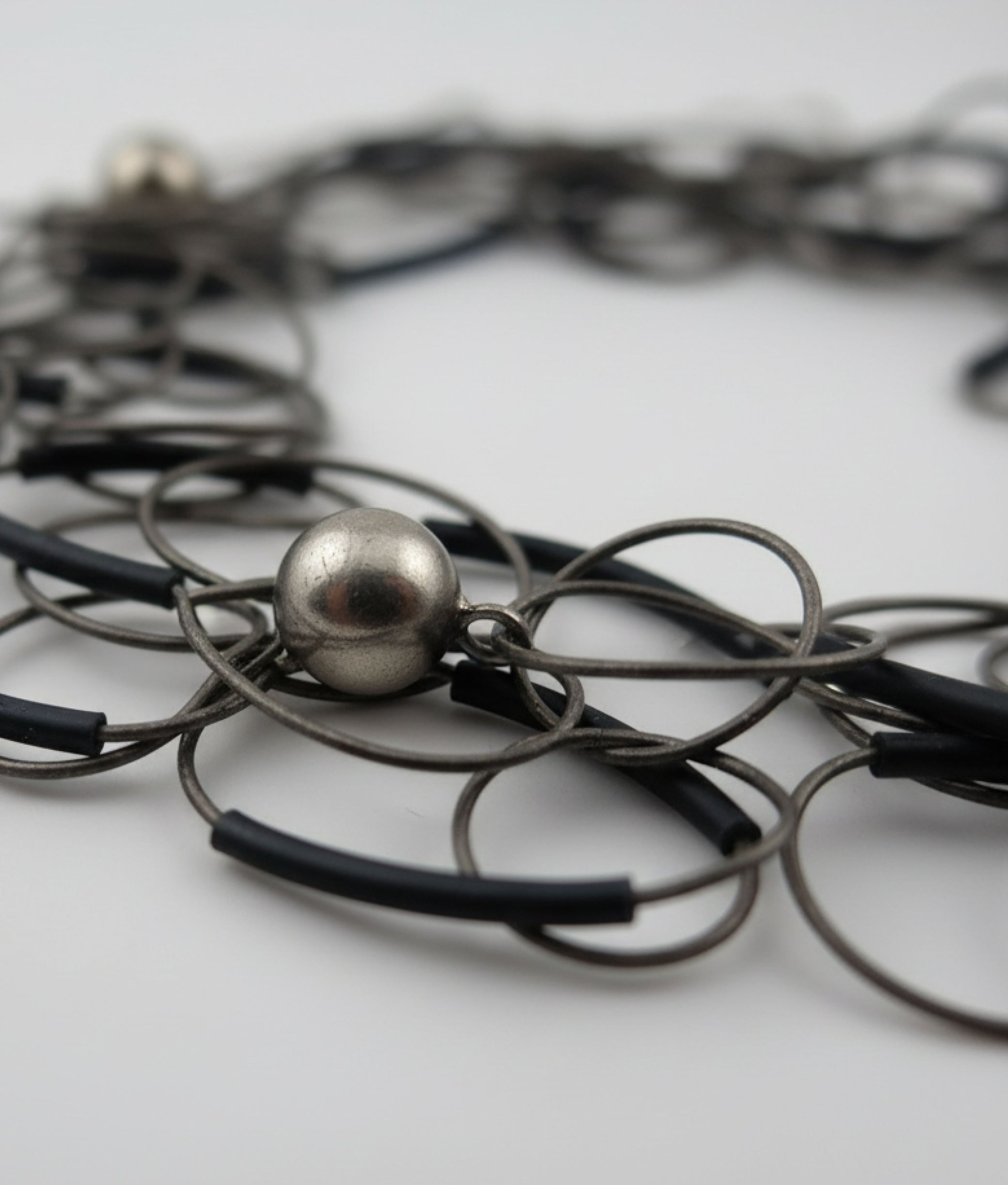 SPIRALINA Smoke Necklace