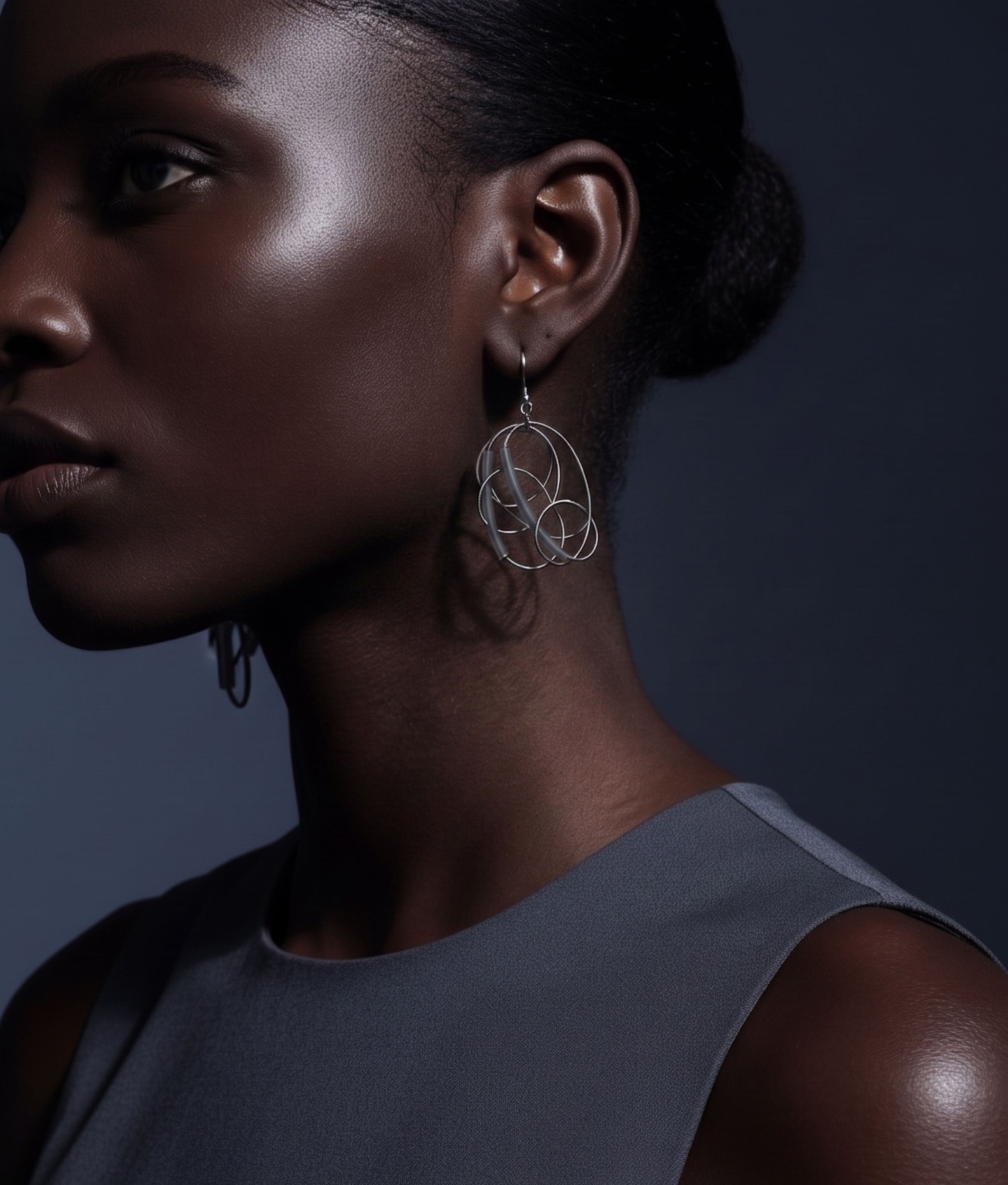 SPIRALINA Smoke Earrings