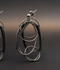 SPIRALINA Titanium Earrings