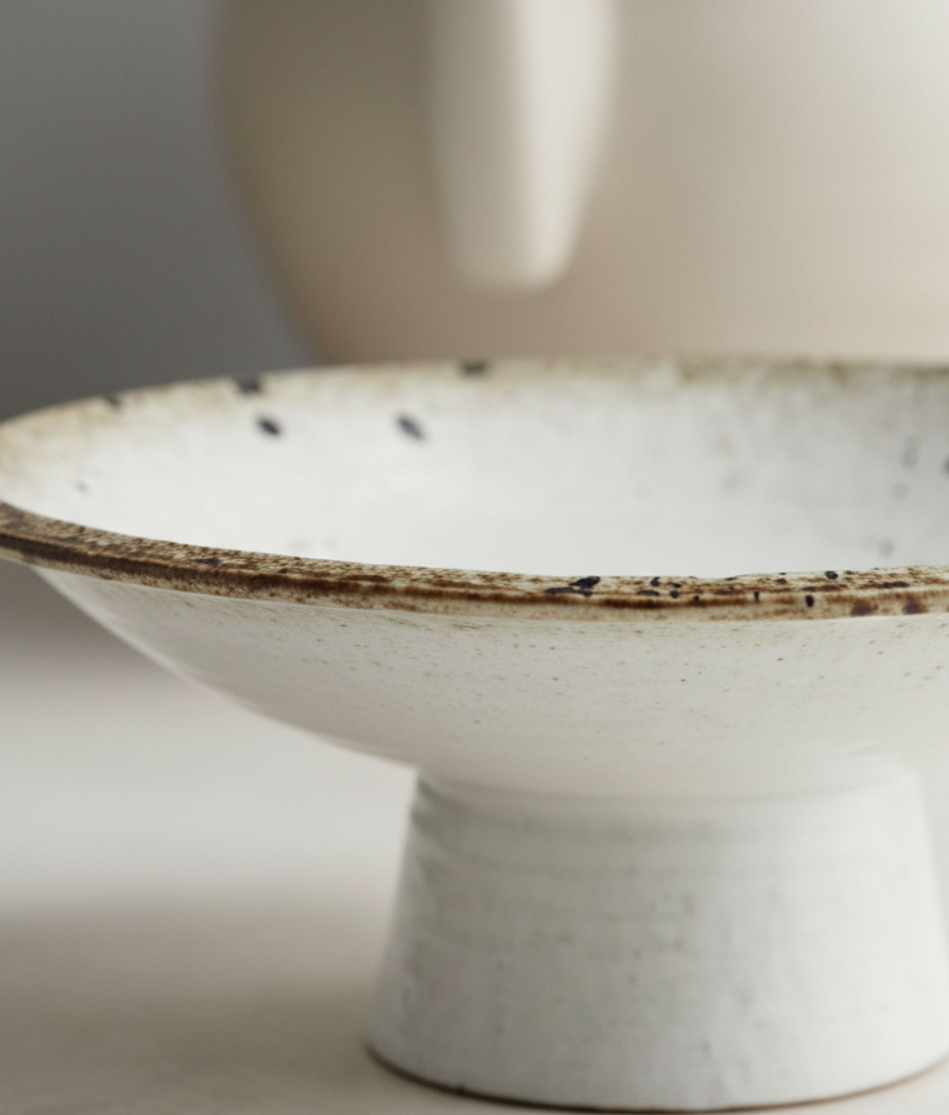 White Brown Stoneware Pedestal Dish