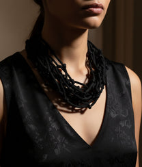 THAI Black Necklace