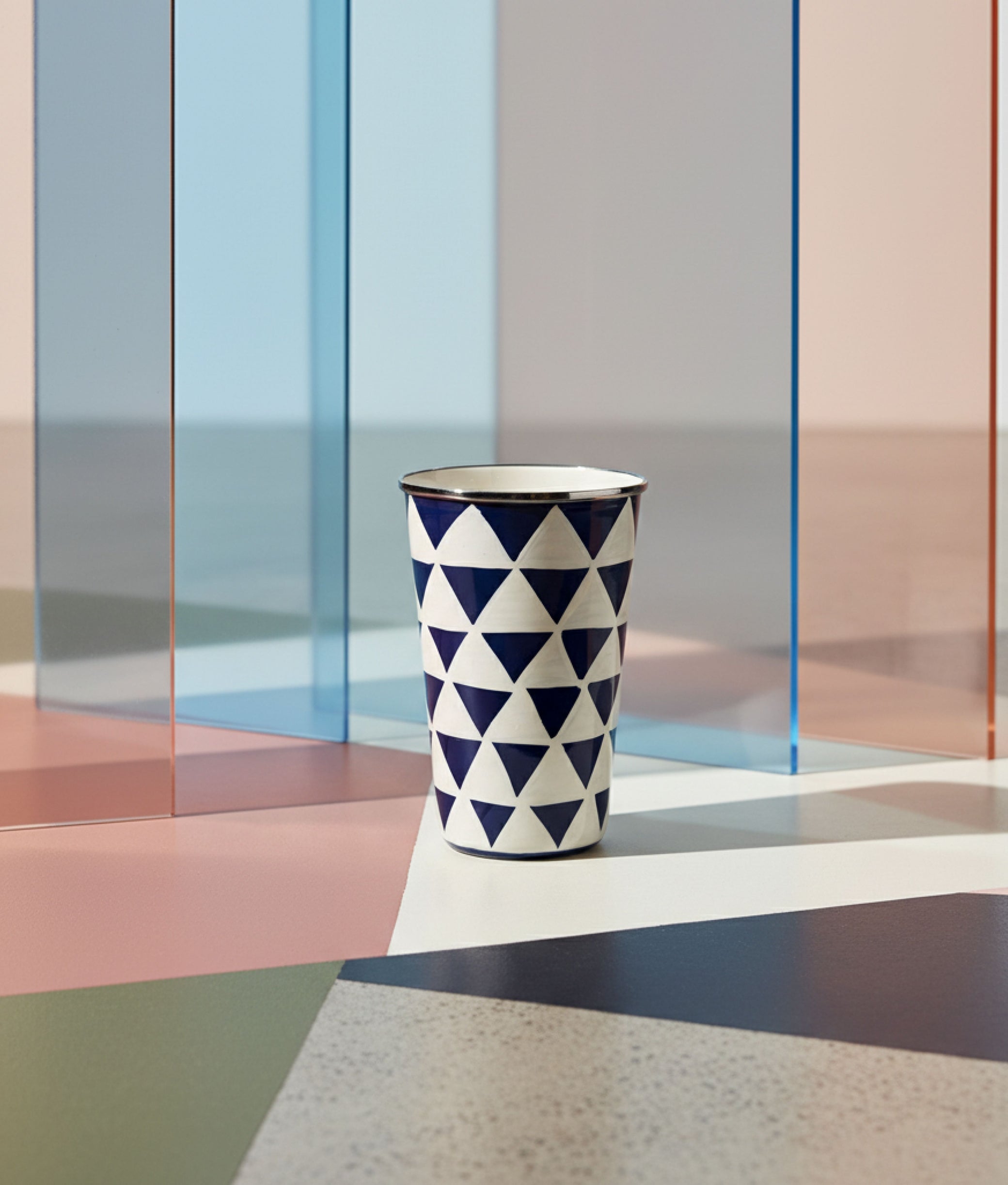 Geometrical Triangle Nomadic Cup