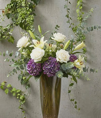 Pia Vase