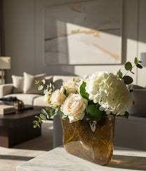 Pia Vase