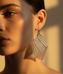 VELA VETRO 2 Milk Earrings
